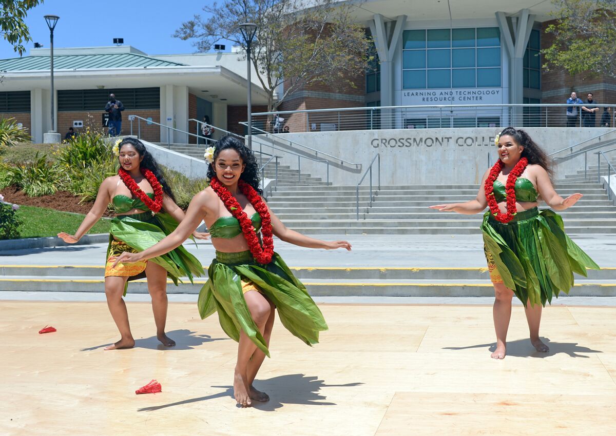 Halau ‘O Heali’i Polynesian Revue at Asian American and Pacific Islander Heritage Month at Grossmont College in 2018.