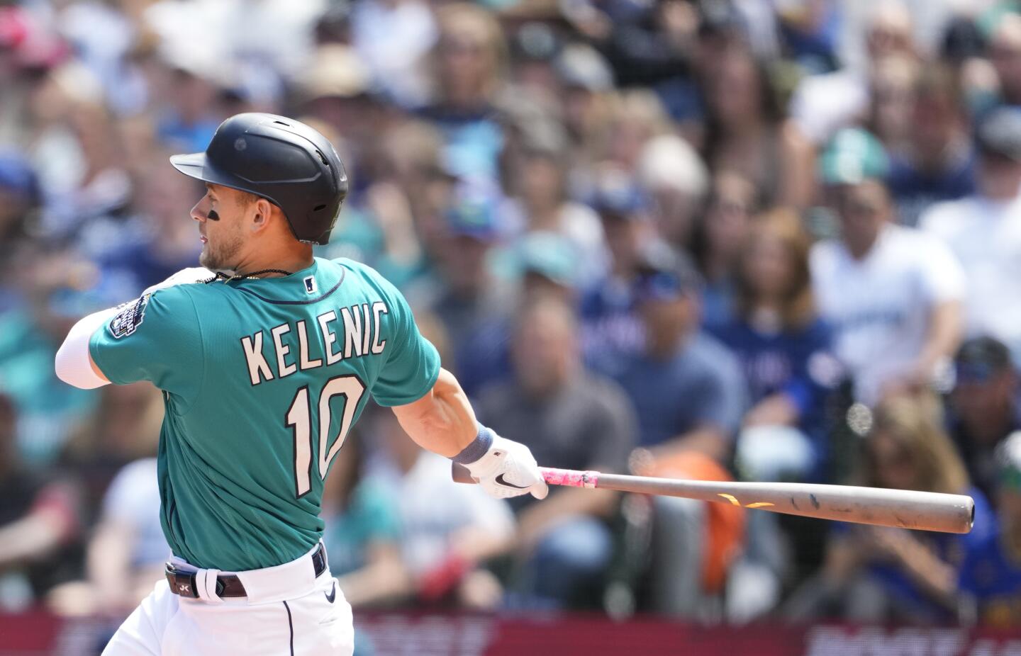 Rodríguez homers as Mariners wreck Guardians' home opener - The San Diego  Union-Tribune