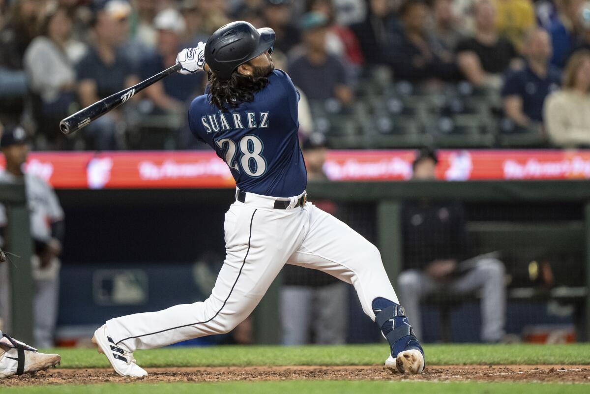 Michael A. Taylor draws walk-off walk in Twins' 13-inning win vs. Texas