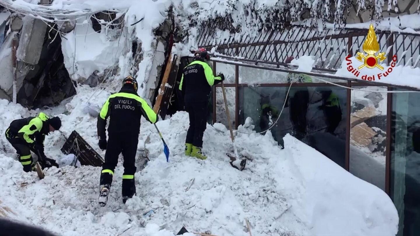 Avalanche buries hotel in central Italy
