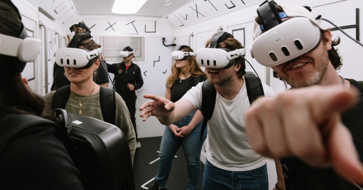 L.A.'s 'Lunar Light' takes you to the moon — with VR, improv and escape room puzzles