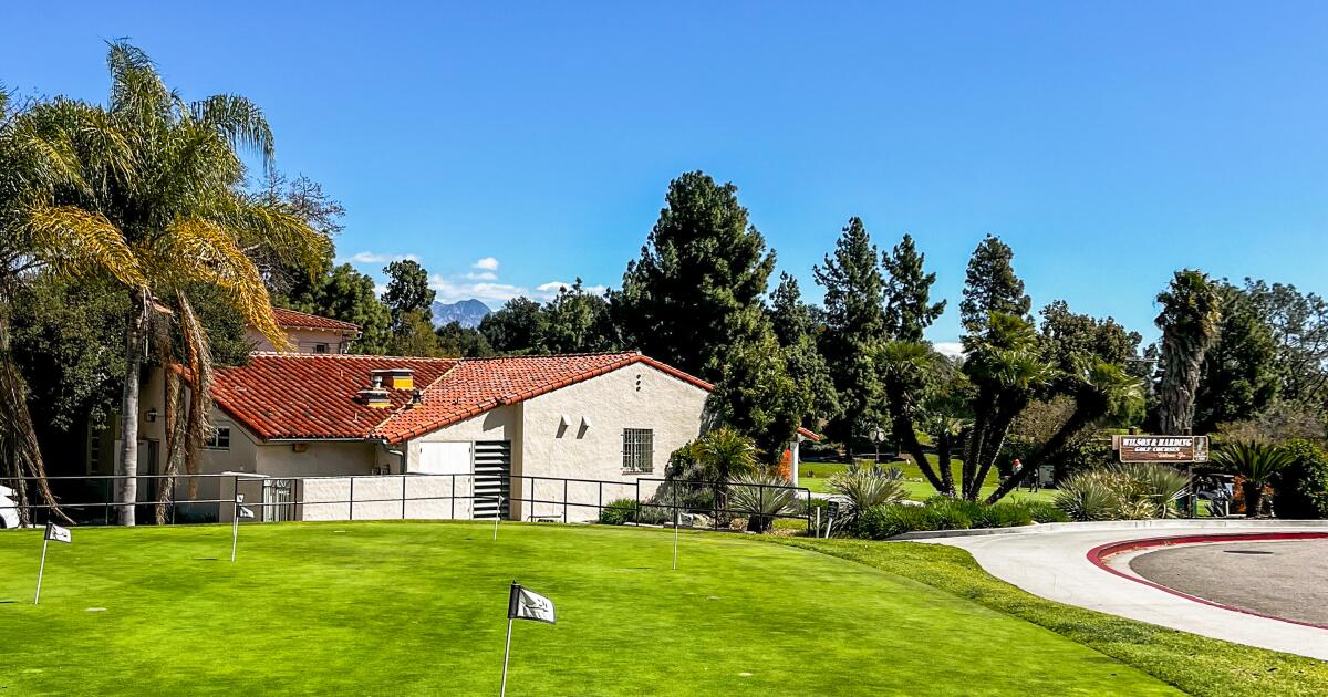Tee Time Brokers'ı engellemeye yardımcı olan 10 dolarlık depozito, Junior Golf Programlarına da fayda sağlıyor