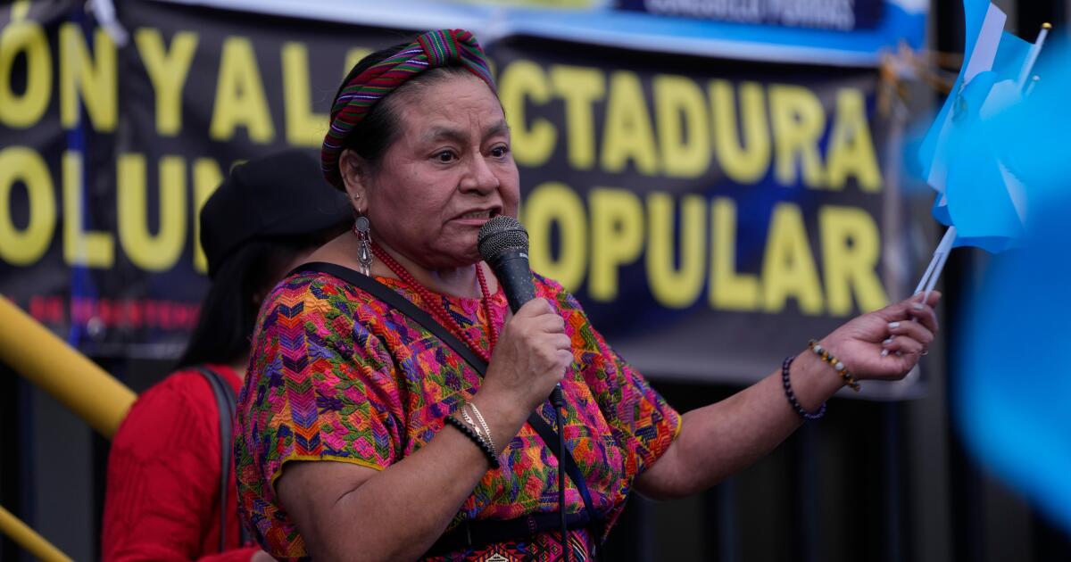 Homenajean a Rigoberta Menchú en la inauguración de la Filgua 2026