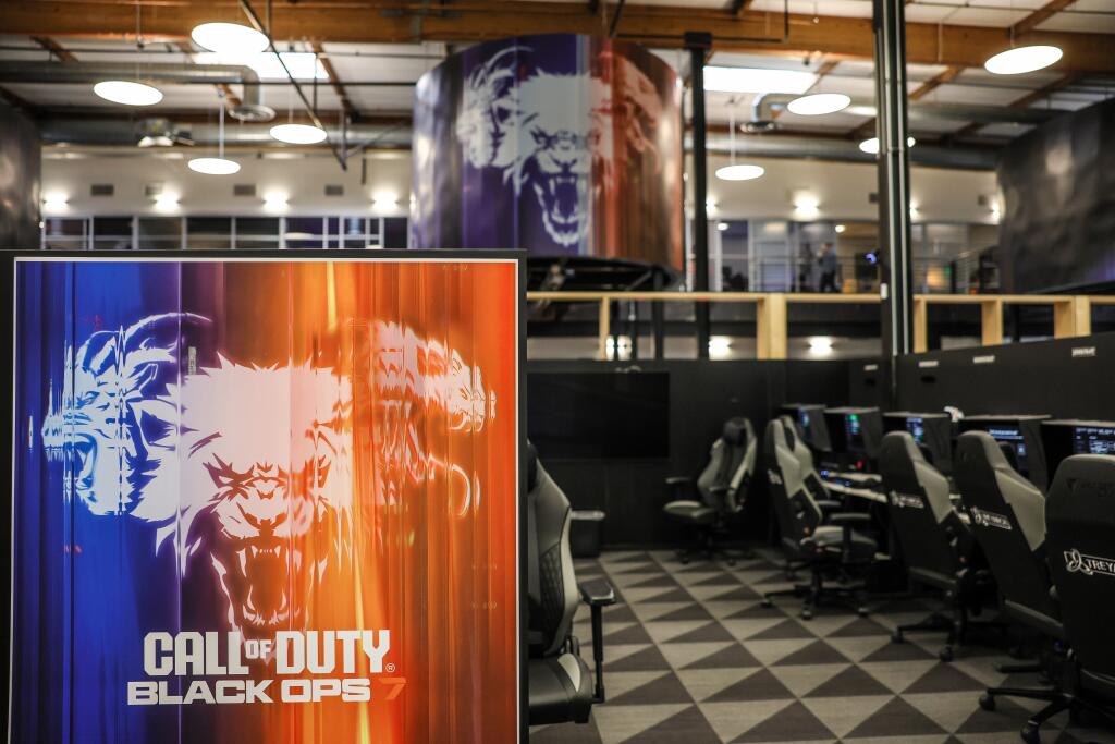 Big stars, big stunts. It's not a movie, it's 'Call of Duty: Black Ops ...