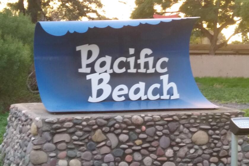 the Pacific Beach welcome sign