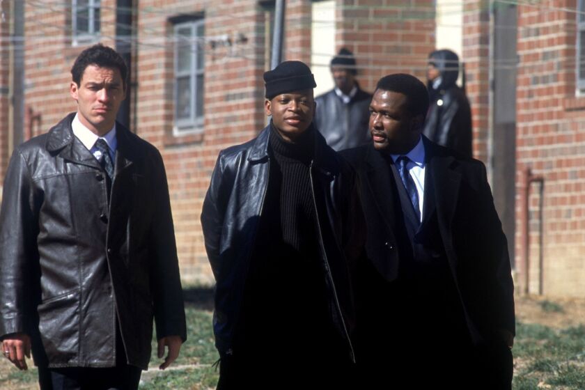 THE WIRE  HBO SERIES  JUNE 2, 2002. CAPTURES THE ENDLESS WAR ON DRUGS AS IT IS LIVED ON THE STREETS OF WEST BALTIMORE. PICTURED: DOMINIC WEST, LARRY GILLIARD, JR., WENDELL PIERCE. PHOTO CREDIT: DAVID LEE