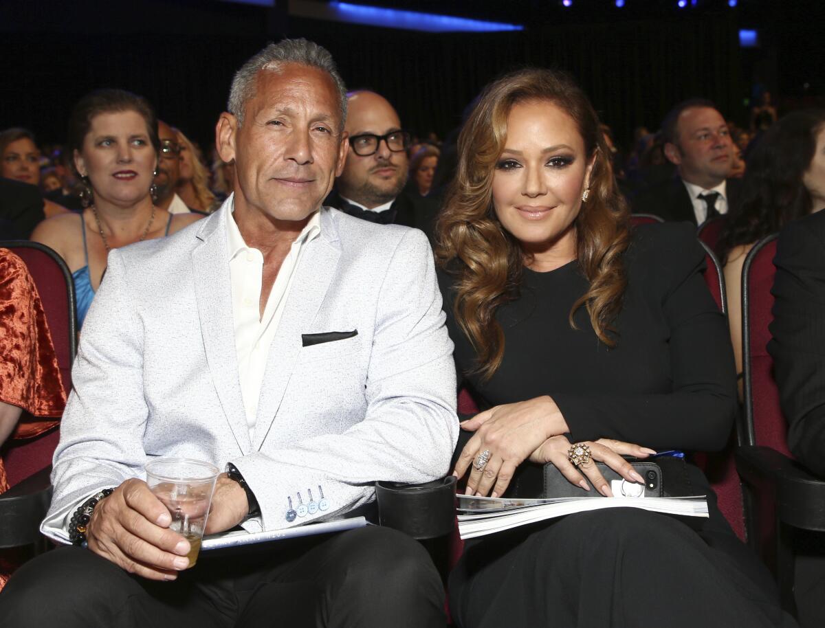 Leah Remini, Angelo Pagán explain why they're divorcing - Los Angeles Times