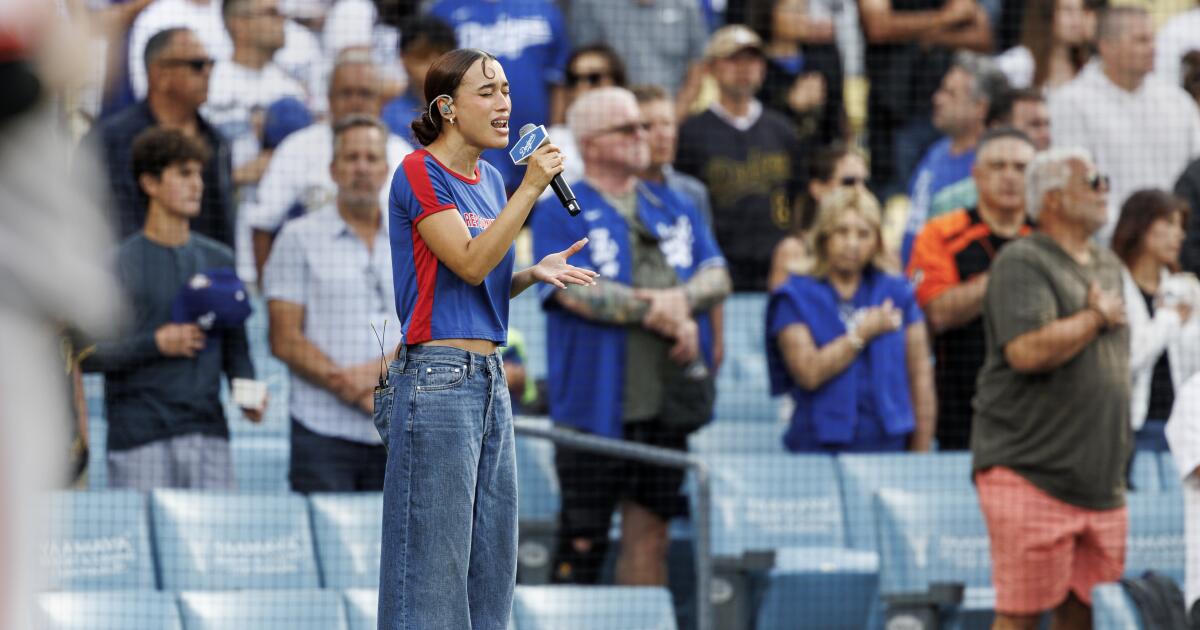 Dodgers say Nezza is not banned from stadium for singing national anthem in Spanish
