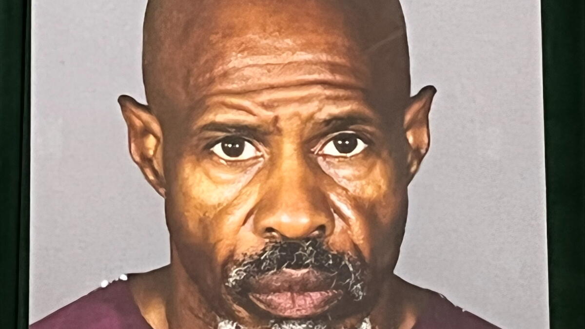 L.A. school athletic trainer pleads to sexual assault of 12 girls - Vimarsana News