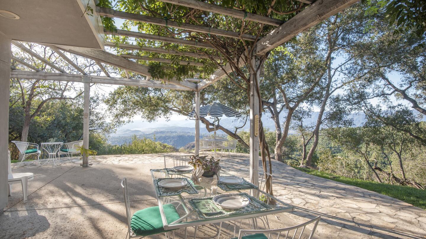 Home of the Day: An artist's retreat in Ojai for $3.5 million