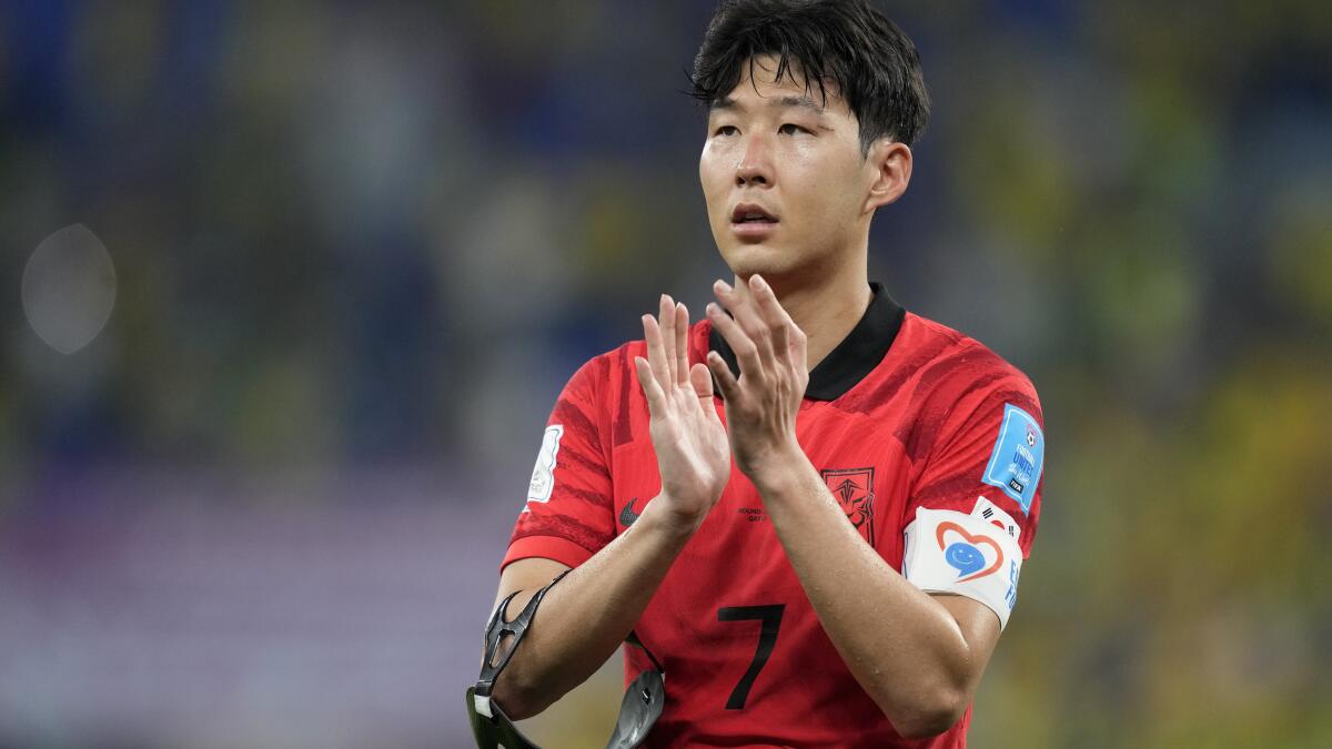 South Korea looks to youth after World Cup loss to Brazil - The San Diego  Union-Tribune