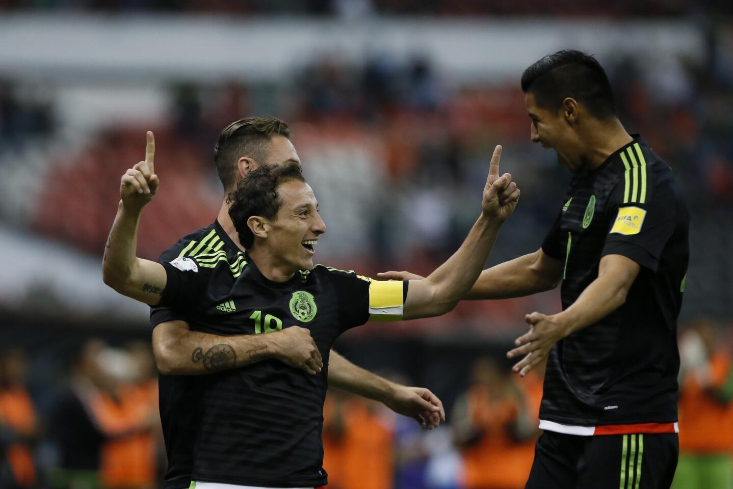 México 3-0 El Salvador