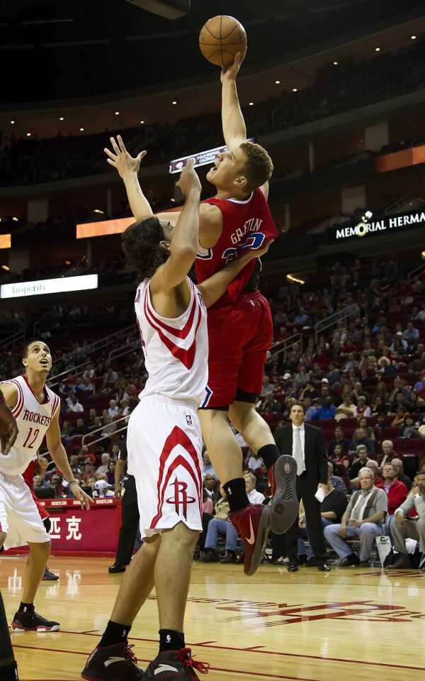 Blake Griffin, Luis Scola