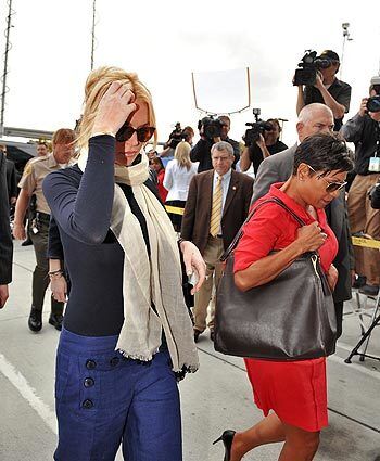 Lindsay Lohan shows up at the Airport Courthouse April 22 to hear the judge's decision in the alleged necklace-theft case.