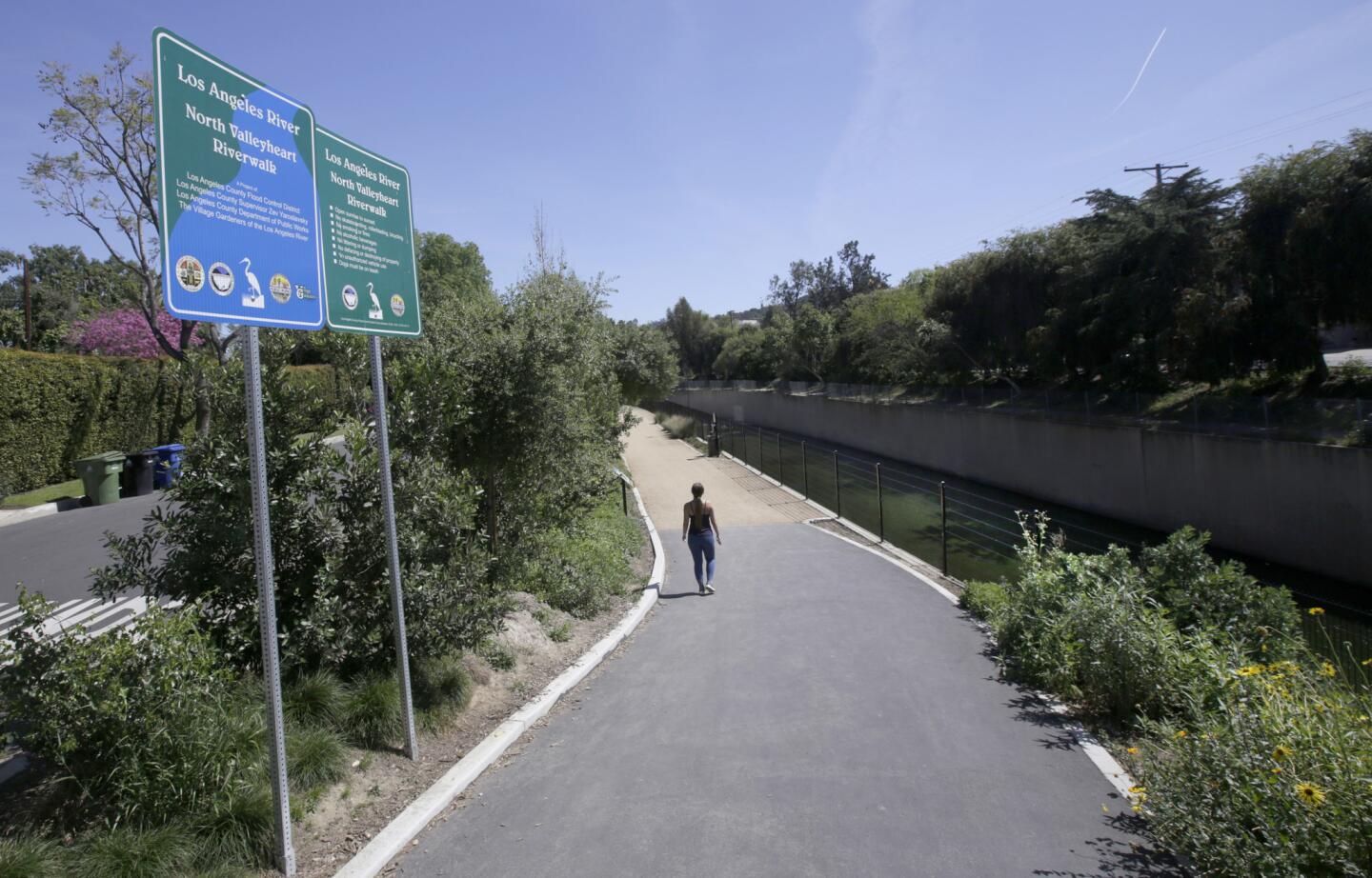 A walk by the Los Angeles River in the San Fernando Valley