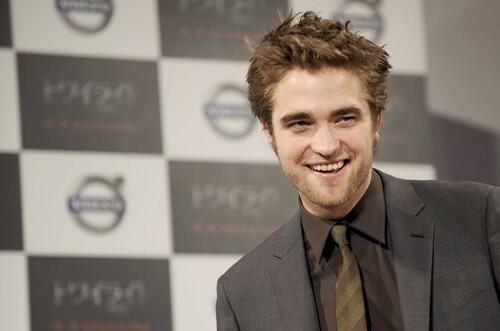 Robert Pattinson: Not a fan of the cleaning?