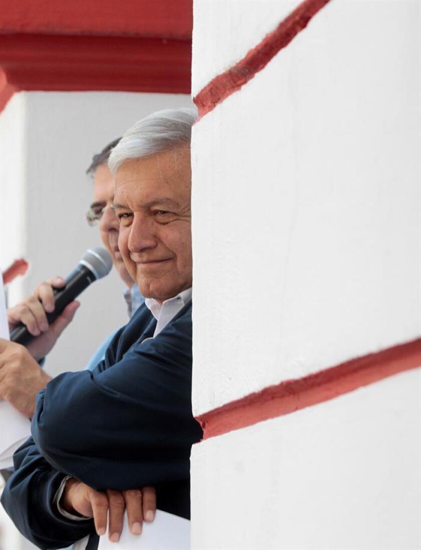 El presidente electo mexicano, Andrés Manuel López Obrador, ofrece una rueda de prensa hoy, domingo 22 de julio de 2018, en Ciudad de México (México). EFE