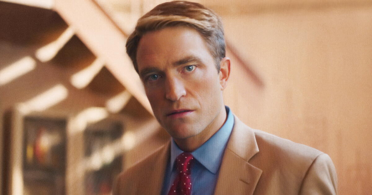 Photo: Los Angeles Times Robert Pattinson as Chris Hansen in "Primetime."