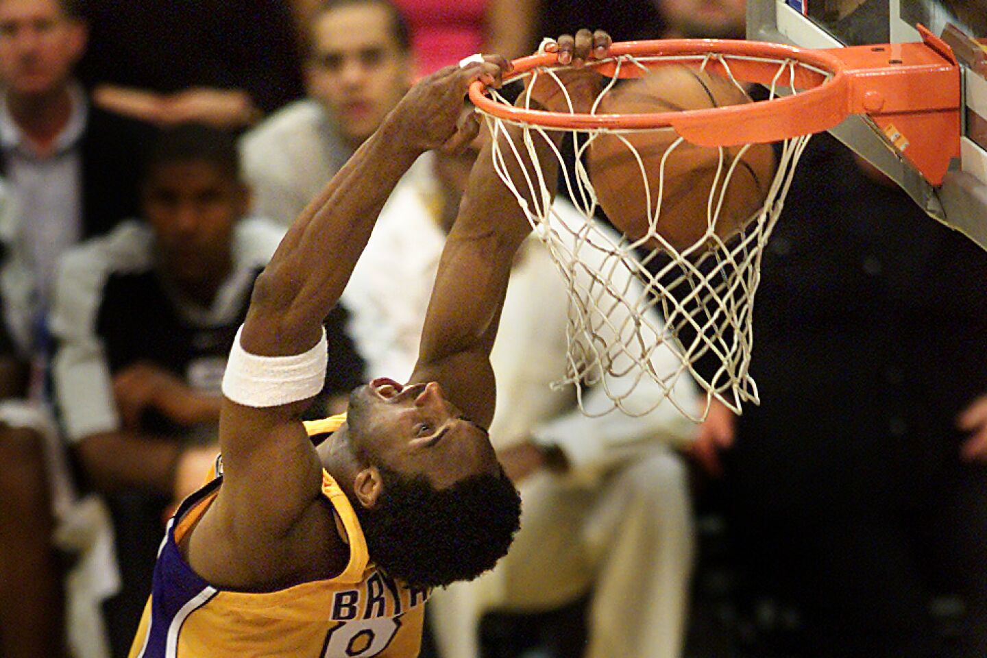 Kobe Bryant dunks against the San Antonio Spurs in the 2001 Western Conference finals.
