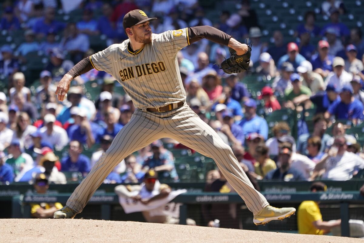 Padres starting pitcher Joe Musgrove delivers during the first inning of Thursday's game in Chicago.