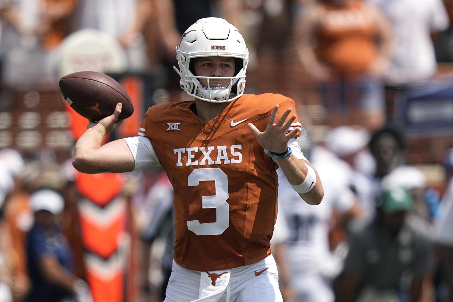 Three Longhorns selected to 2023 NFL Pro Bowl - University of Texas  Athletics