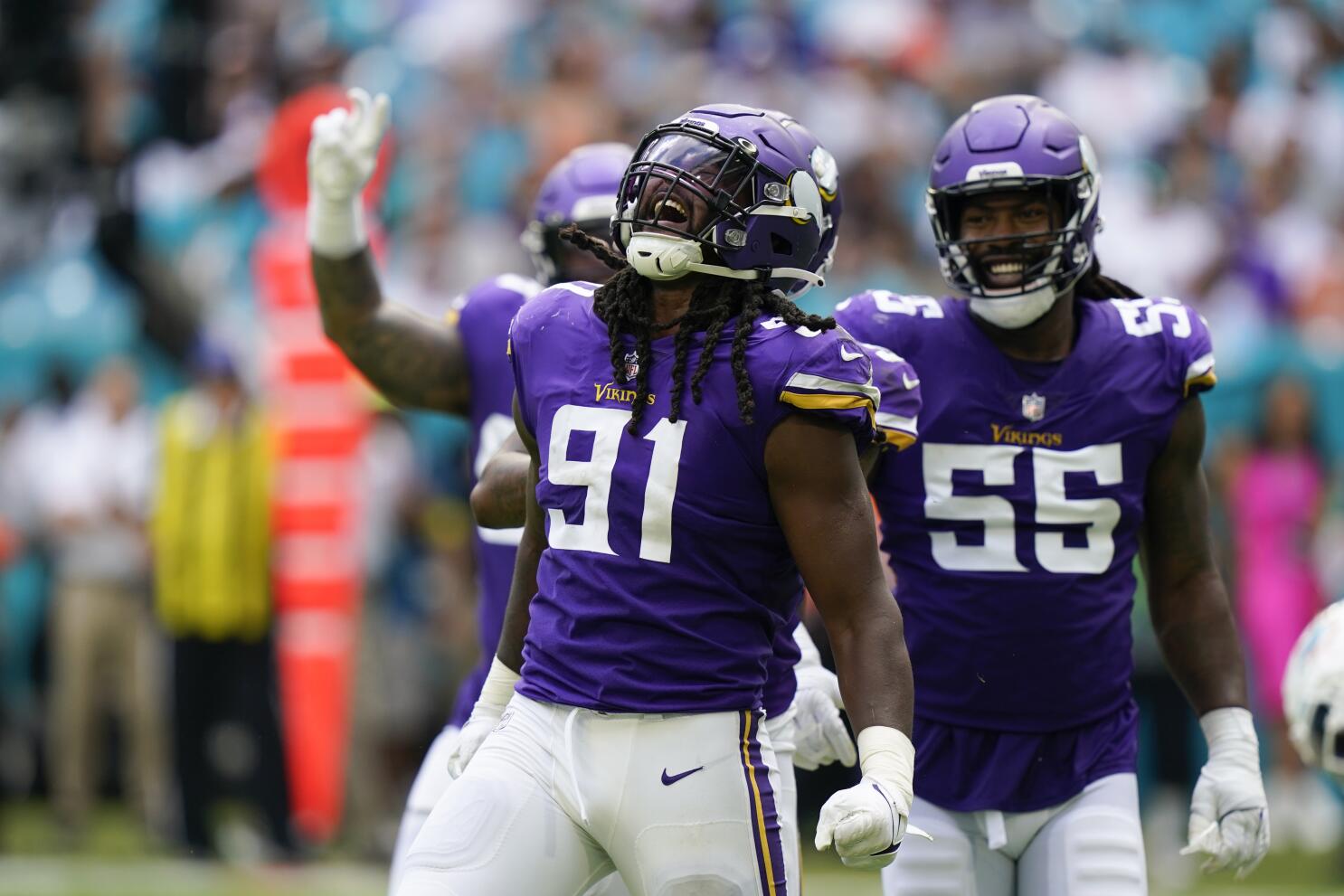 Vikings, Panthers in 'must-win' mode entering Sunday