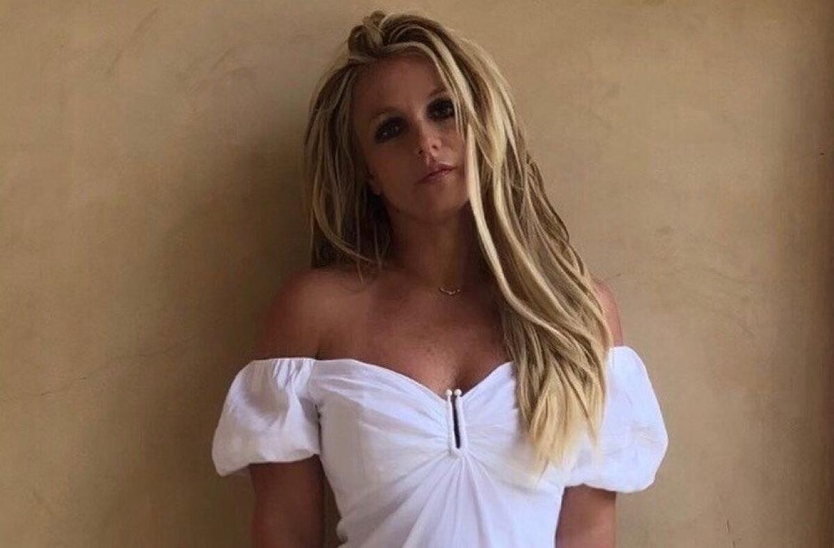 Britney Spears crítica Los documéntales posteriores al estreno de primeros
