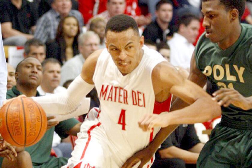 Elijah Brown, the son of former Lakers Coach Mike Brown, is averaging 17.5 points per game for Mater Dei who will play San Jose Mitty in the CIF Open Division championship on Saturday.