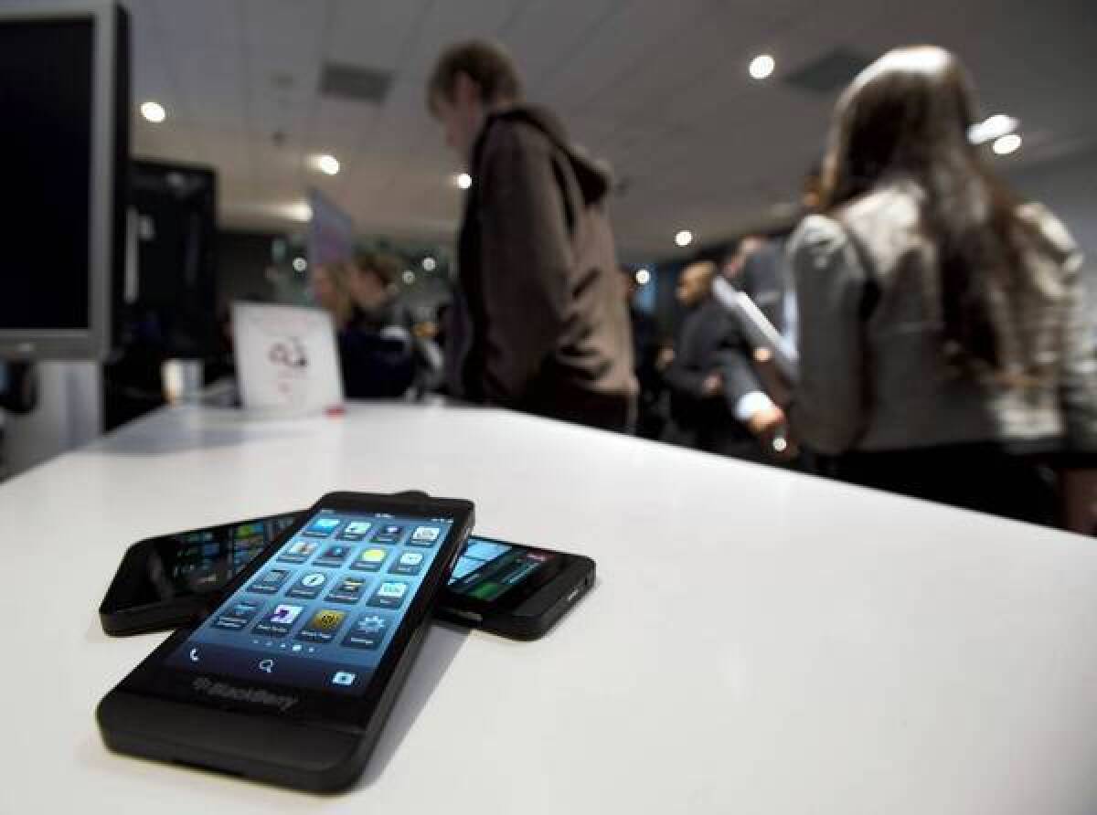 Analysts expected Canadian cellphone maker BlackBerry to sell more than 900,000 units of its new Z10 smartphone in its fiscal fourth quarter, but it ended up selling 1 million.