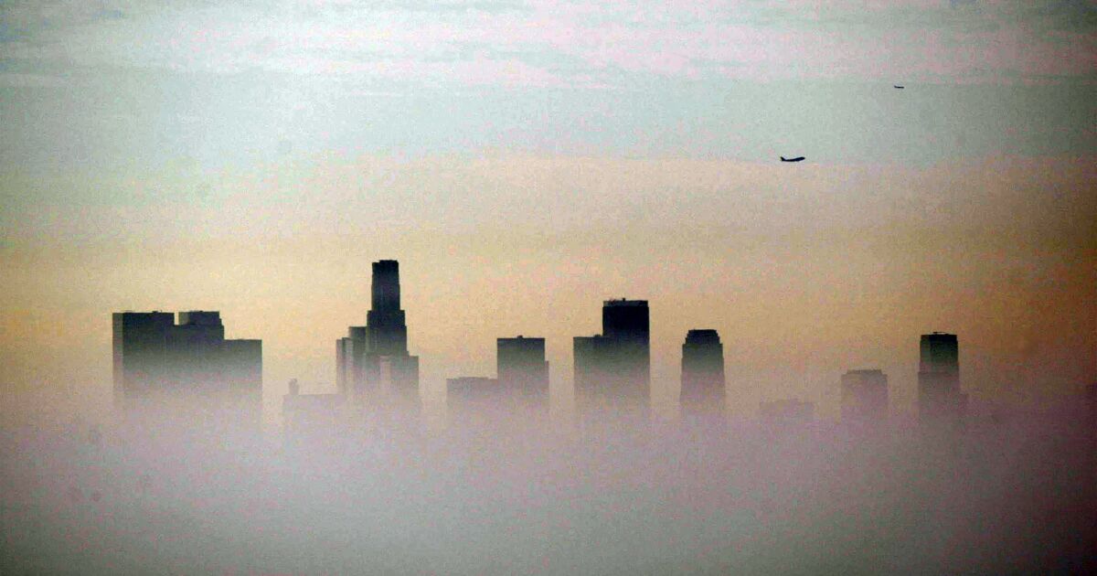 98% des Californiens vivent dans des communautés avec des niveaux malsains de smog ou de particules fines, selon un nouveau rapport de l’American Lung Association.
