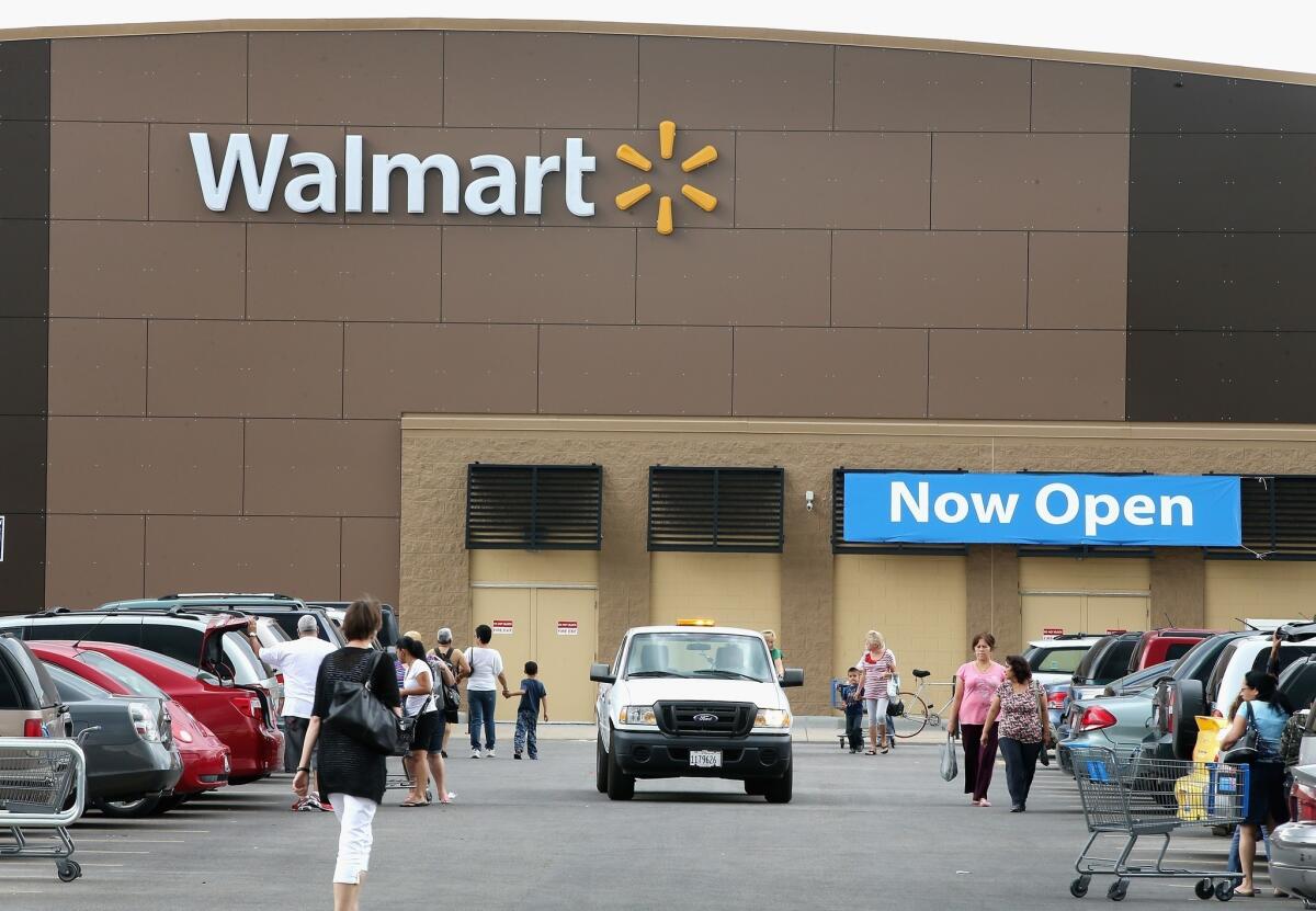 Wal-Mart is pledging to cut down or eliminate 10 chemicals found in household and beauty products currently on its shelves.