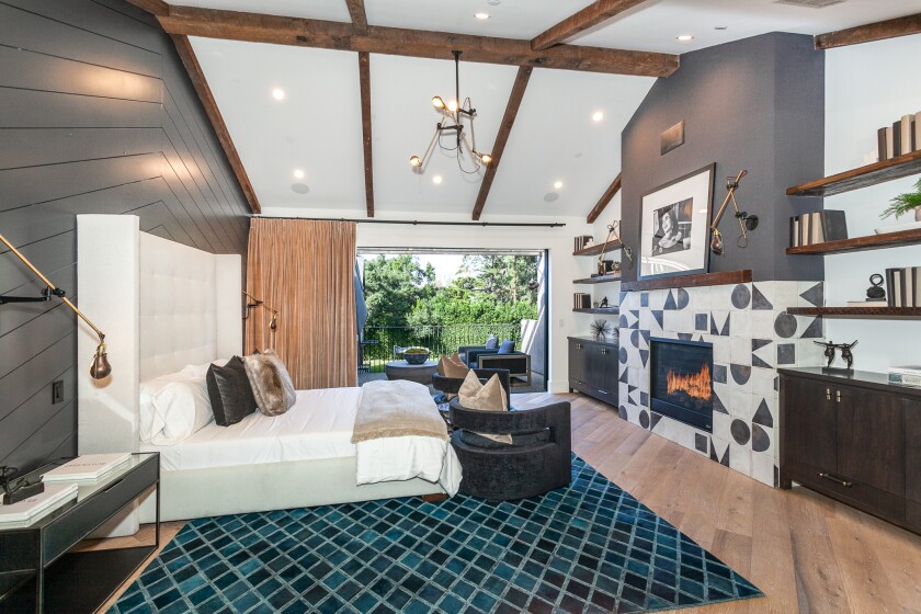 Bedroom with fireplace