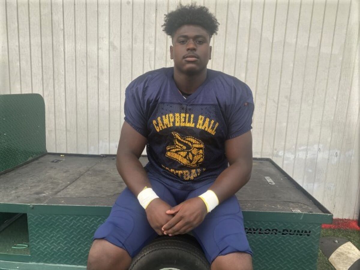 Campbell Hall lineman Jaden Williams has rededicated himself since the death of his mother last March.