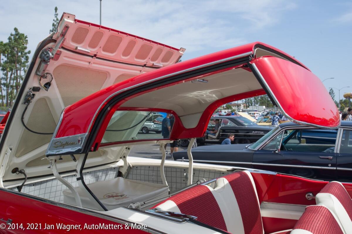 Retractable hardtop