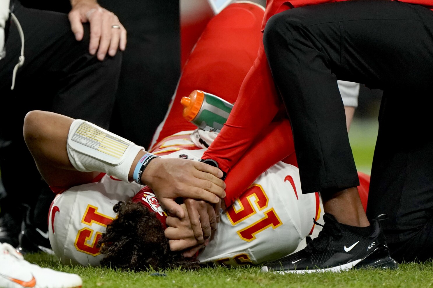 Patrick Mahomes Will Need Surgery On Knee Sooner Or Later The San Diego Union Tribune