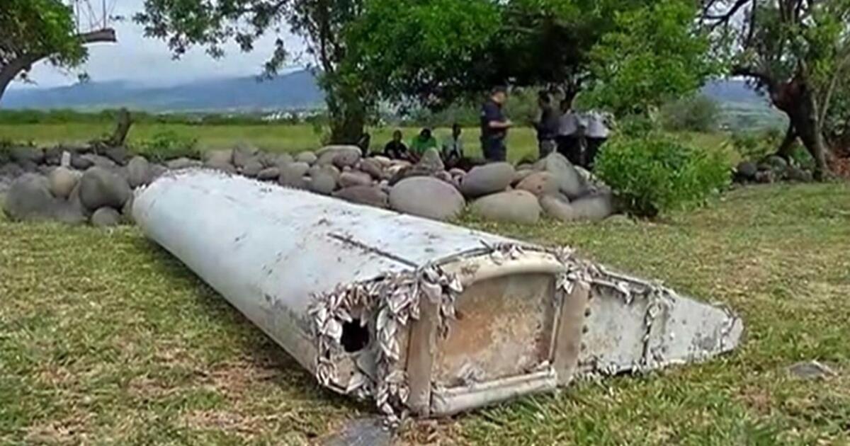 Debris may belong to missing Malaysia Airlines jet