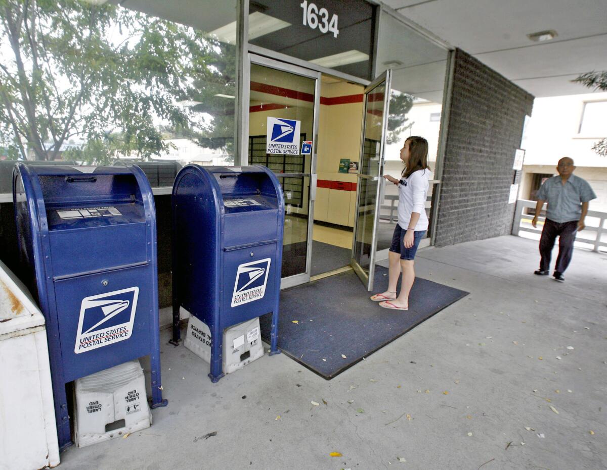 File Photo: The Post Office at 1634 San Fernando Rd. in Burbank closed in January 2014.