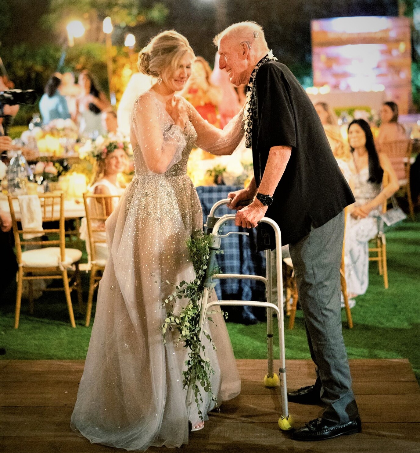 A San Diego Dad S Dance At His Daughter S Wedding Tugs At