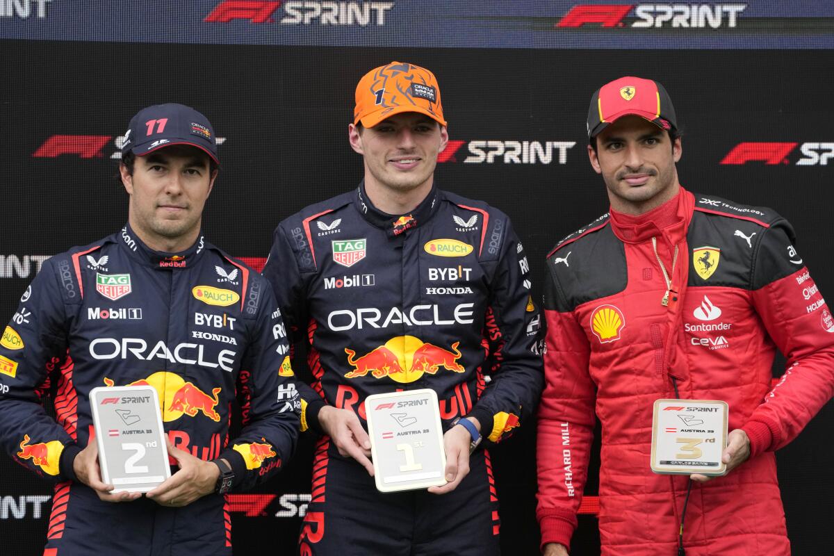  Red Bull Racing F1 Men's 2023 Team Polo Shirt : Sports