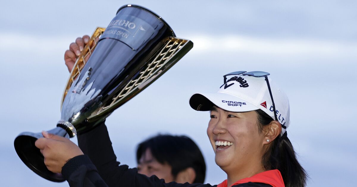 NCAA champion Rose Zhang first LPGA player in 72 years to win in pro debut