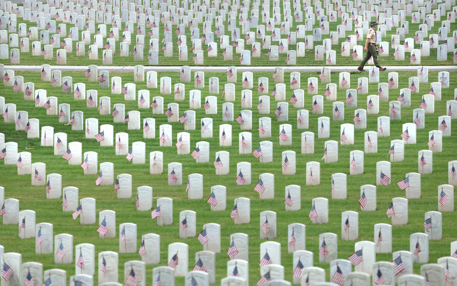 Source-feed image associated with Photos: Honoring heroes on Memorial Day