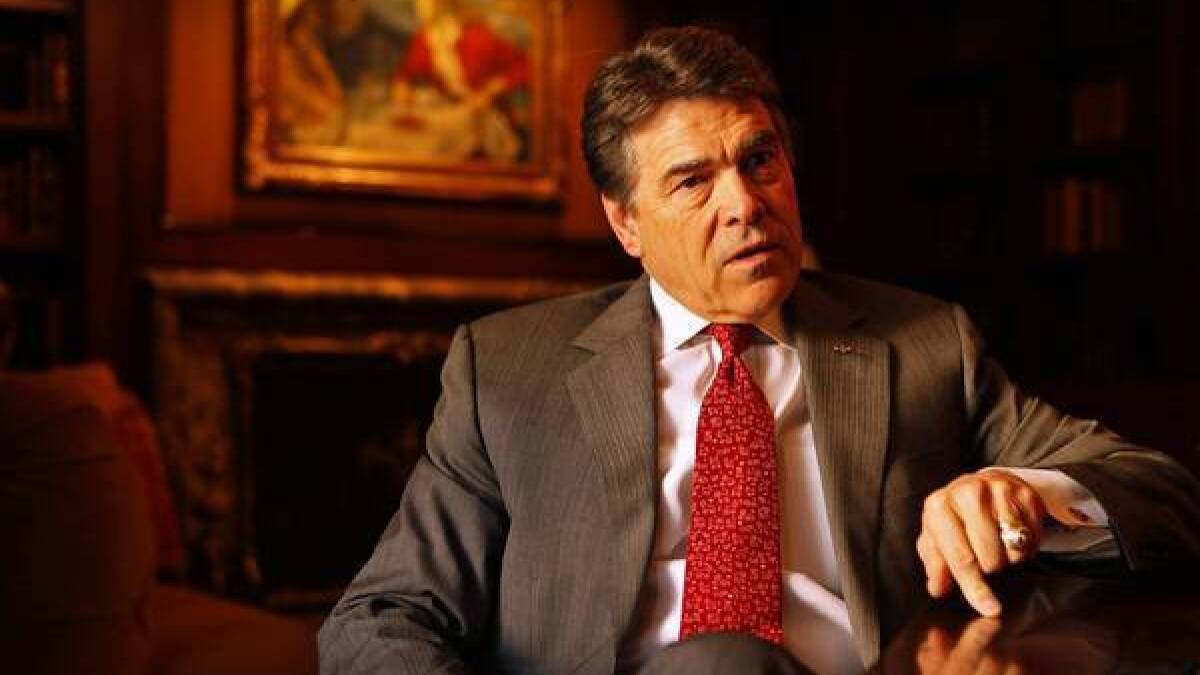 Texas Gov Rick Perry Tries To Woo California Businesses Los Angeles Times