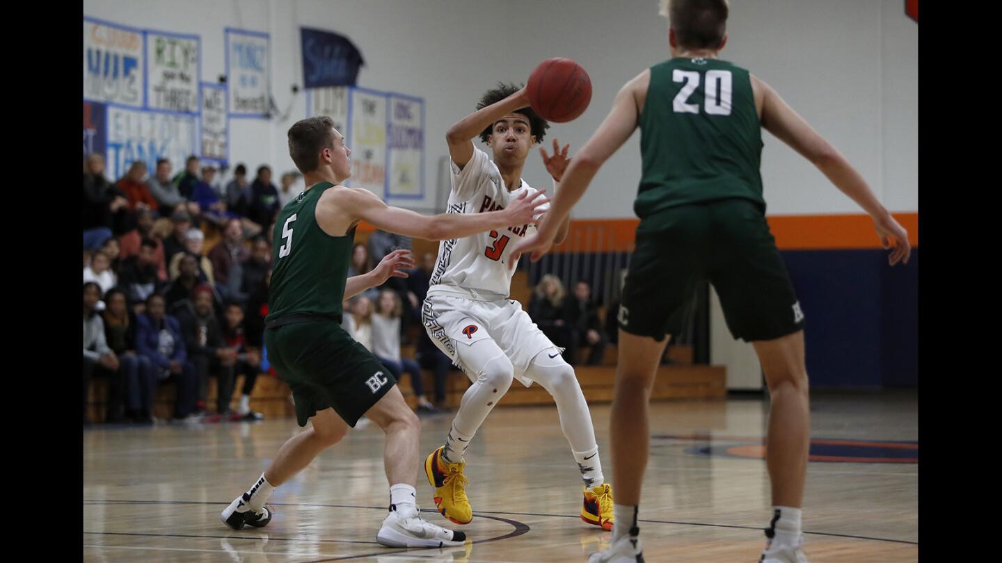 Photo Gallery: Pacifica Christian Orange County vs. Redmond (Wash.) Bear Creek in boys’ basketball