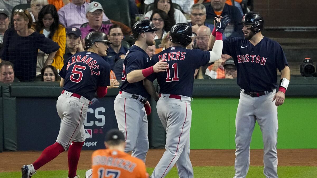 Big Papi lifts Red Sox over Astros in 11th