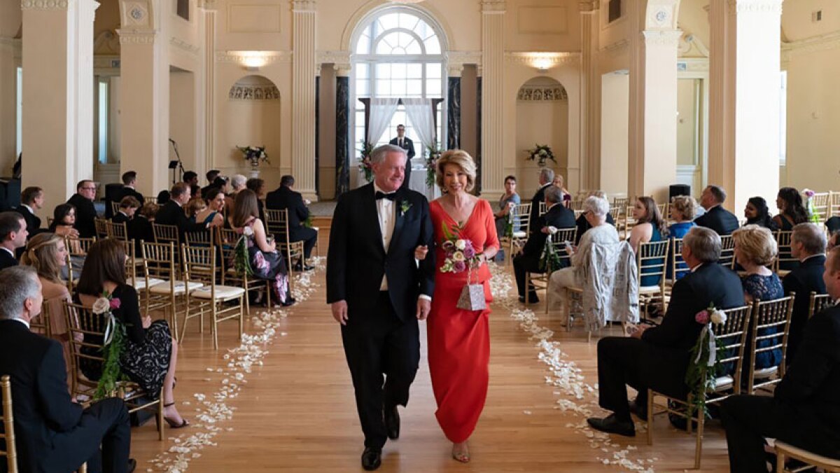 Mark Meadows Said To Flout Covid Rules At Daughter S Wedding Los Angeles Times