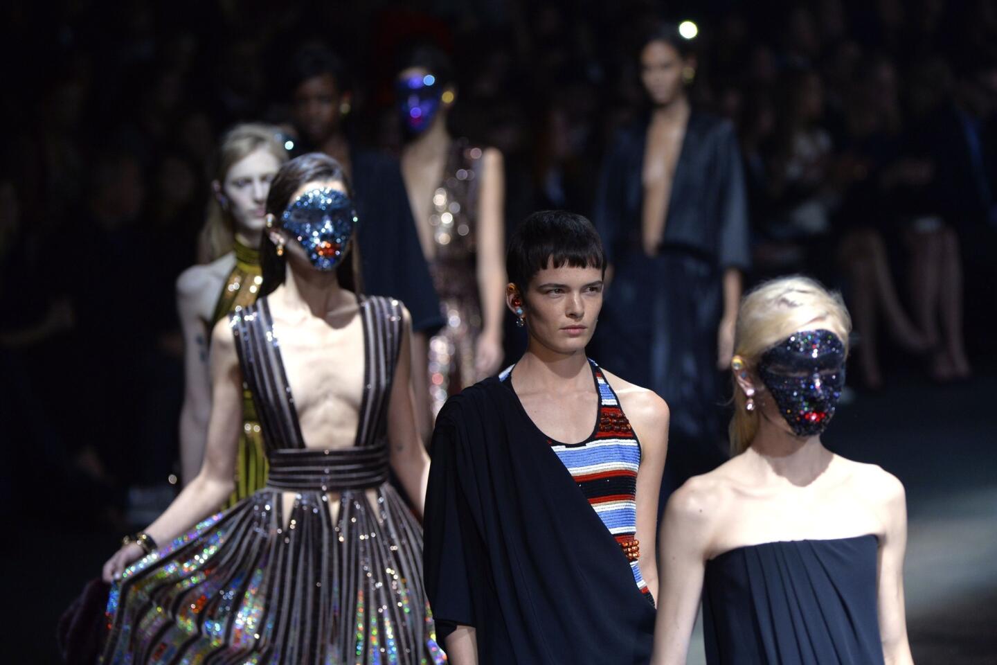 Paris Fashion Week spring 2014: Louis Vuitton review - Los Angeles Times