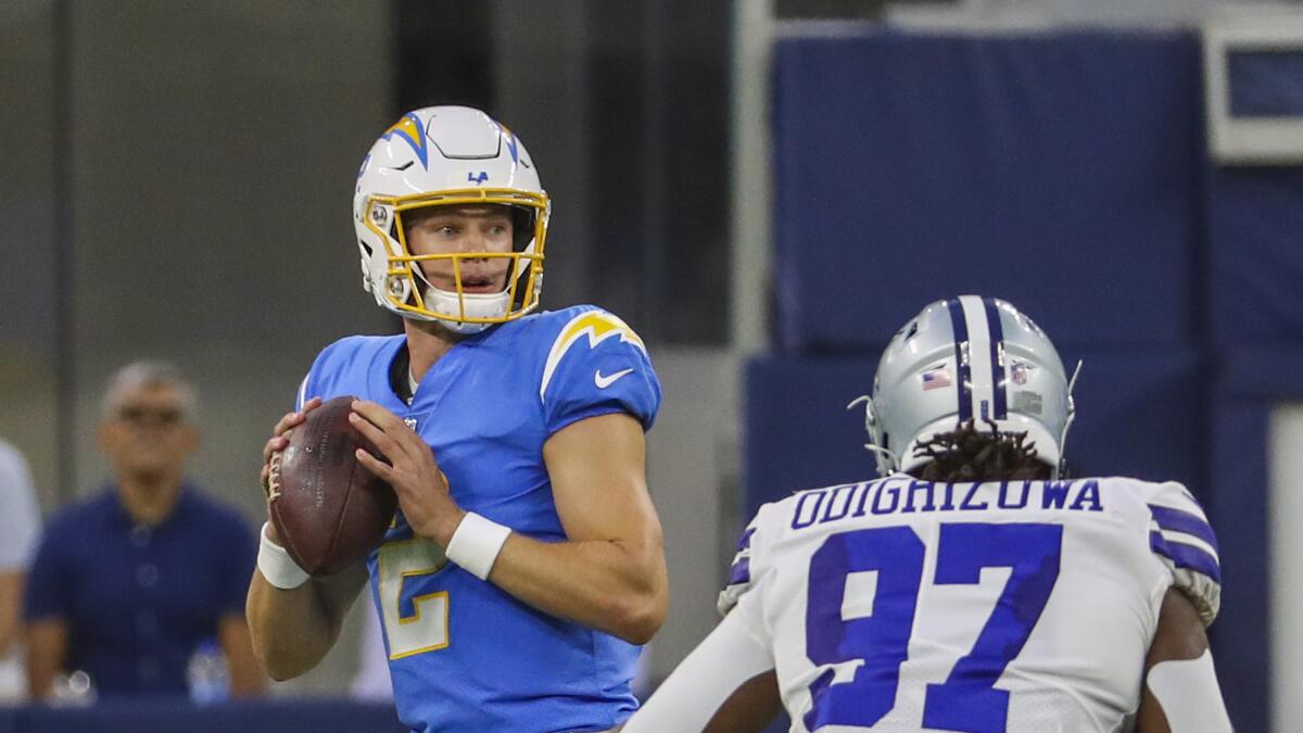 Highlights and Touchdowns: Cowboys 32-18 Chargers in NFL Preseason