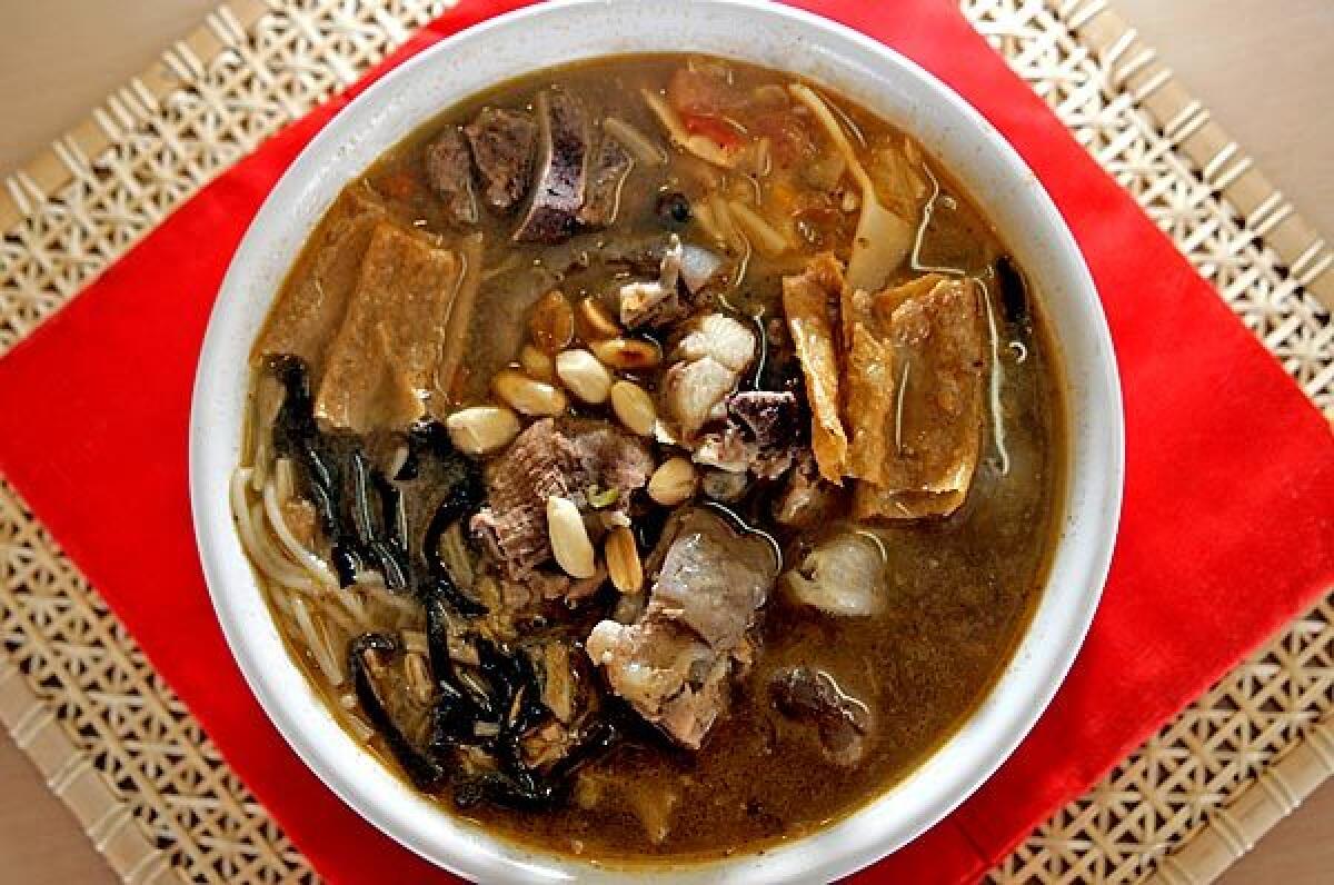 Lamb-snail rice noodle soup.