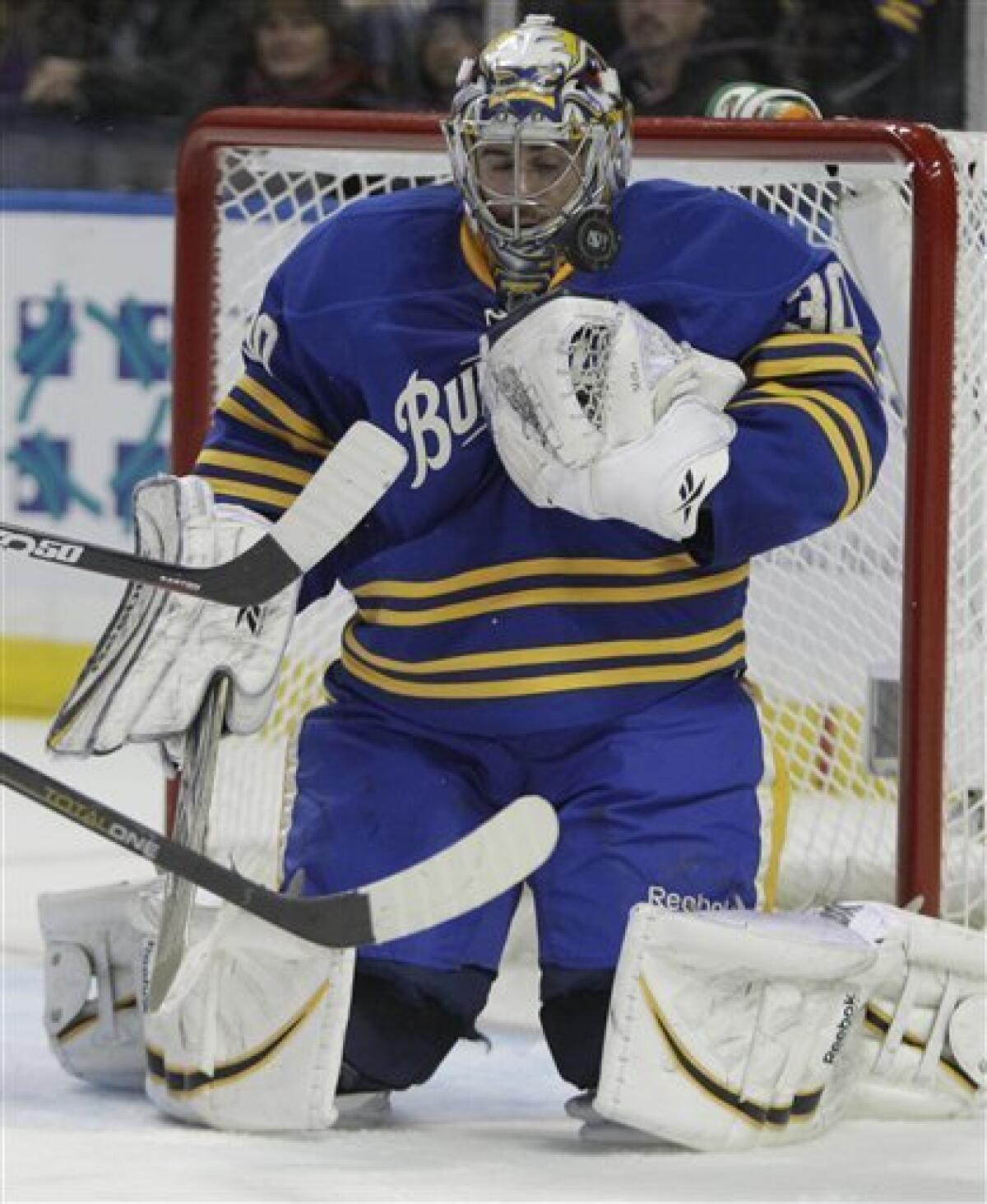 NHL : Miller finally saves the day for Sabres