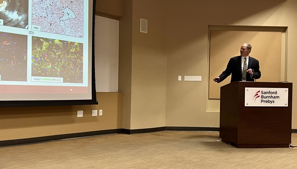 Dr. David Brenner details his lab's research on liver fibrosis and non-alcoholic fatty liver disease.